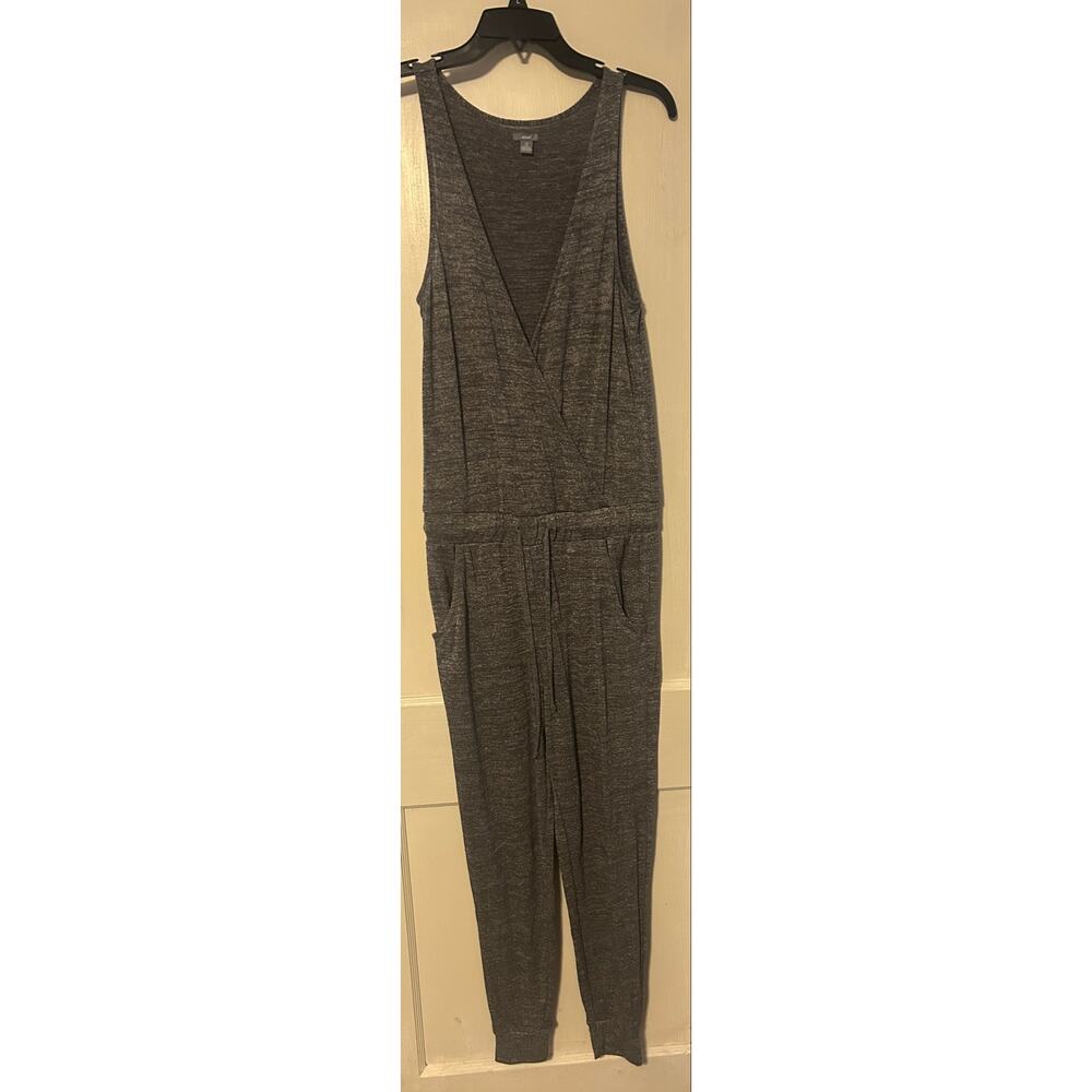 Aerie  Women’s sweatshirt feel jumpsuit/romper gray heather  comfortable small